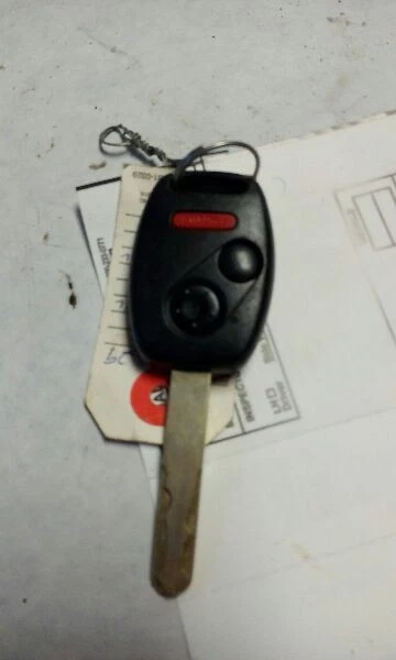 2008 Honda CRV Fob Remote - Image 2 of 4