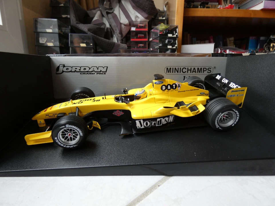 Jordan Ford EJ14 Giorgio Pantano #19 2004 1/18 Minichamps F1 Formel 1 - Bild 4 von 4