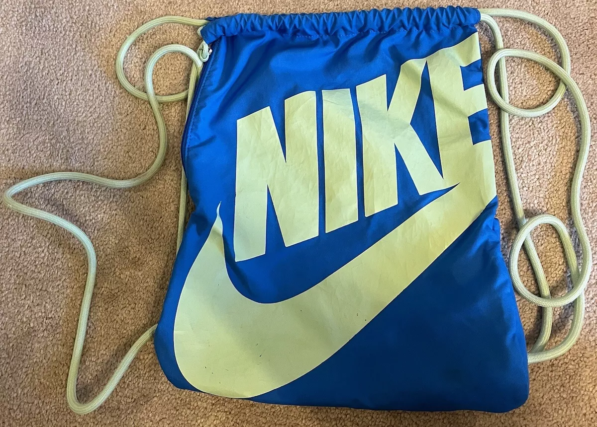 Valle identificación Quizás Nike Drawstring Bag/Gymsack Oversized Nike Logo - Blue &amp; Seafoam Green  | eBay