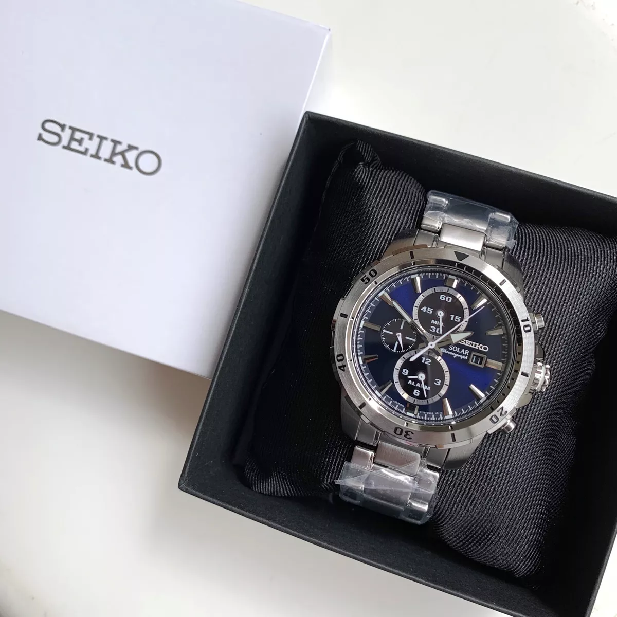 Seiko ssc555p1 best sale