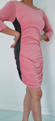 plain colour winter dress Premium Quality Plain Color Long Style Muslim Women Autumn Winter Wear Pleated Velvet Long Dress