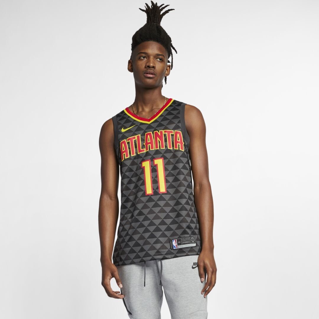 2018-20 ATLANTA HAWKS YOUNG #11 NIKE SWINGMAN JERSEY (AWAY) L - Classic  American Sports