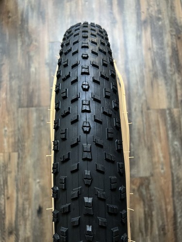 26” x 4” POLAR BEAR Pair (2) fat tire 60 TPI 20 PSI TAN Wall Bl Ebike Recommend - Picture 7 of 8