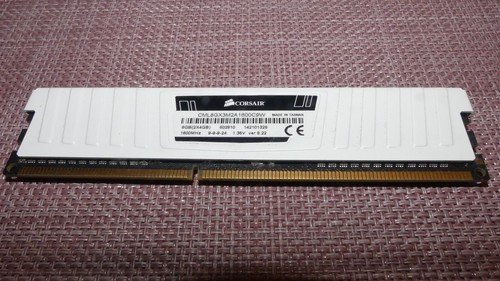 RAM Speicher Corsair CML8GX3M2A1600C9W--8GB Speicherplatz - Bild 2 von 3