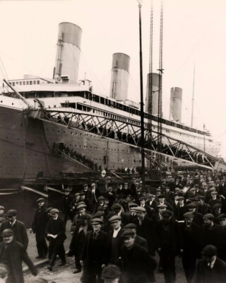 RMS Olympic 8X10 Photo Picture White Star Line ship Harland & Wolff Shipyards