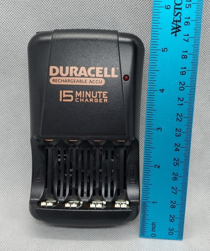 Duracell Rechargeable 15 Minute Charger NiMH Battery w Power Adapter CEF15NC eBay
