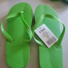 Old East Maine Co Women's Flip Flop Sandals Green Size S(5/6)