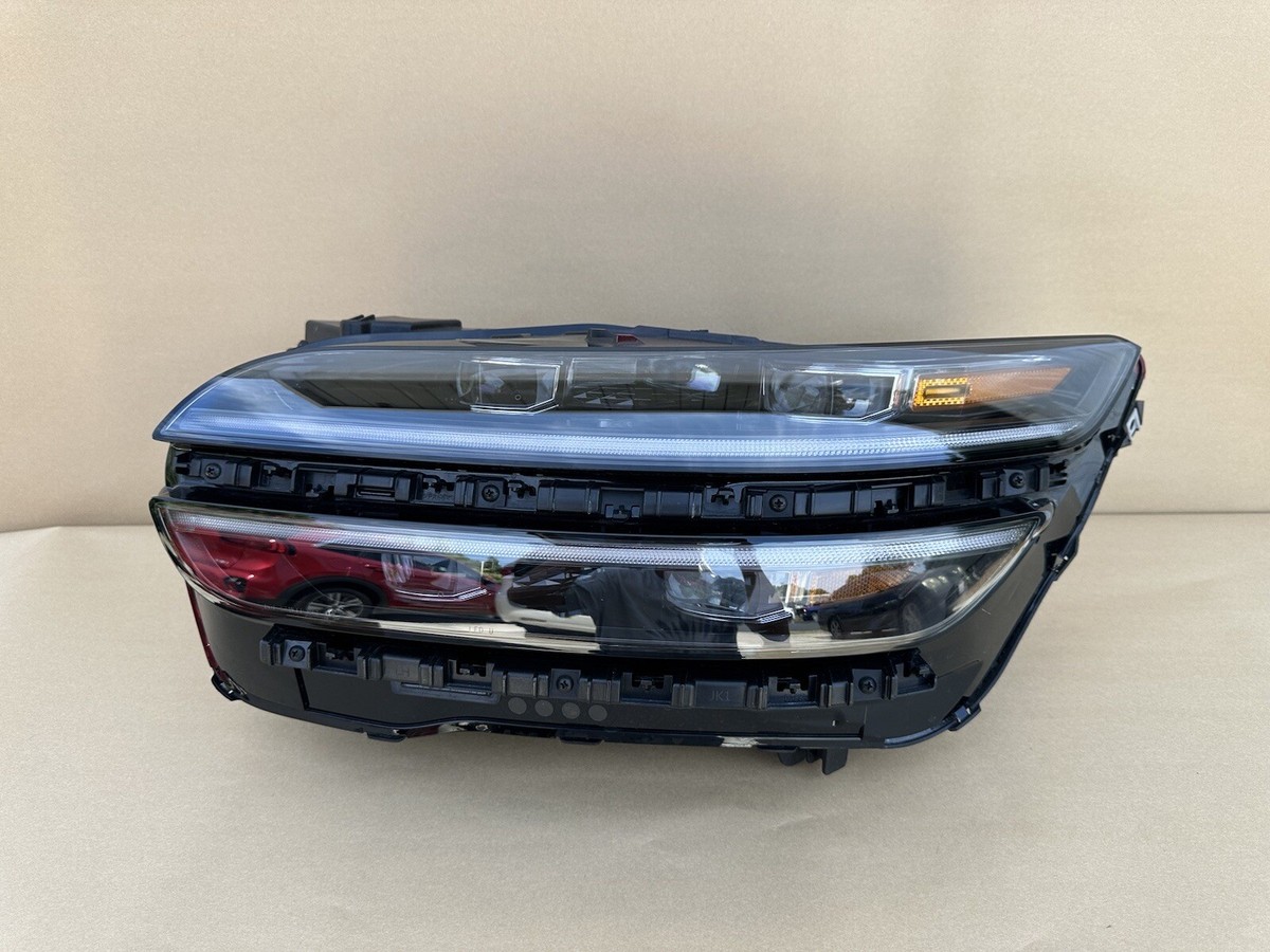 2021-2023 Genesis GV70 Sport LED Left Driver Side Headlight 2021-2023 Genesis GV70 Sport LED Left Driver Side Headlight