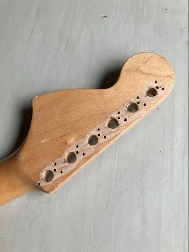 Fender USA Stratocaster Large Head Maple Neck - Picture 7 of 8
