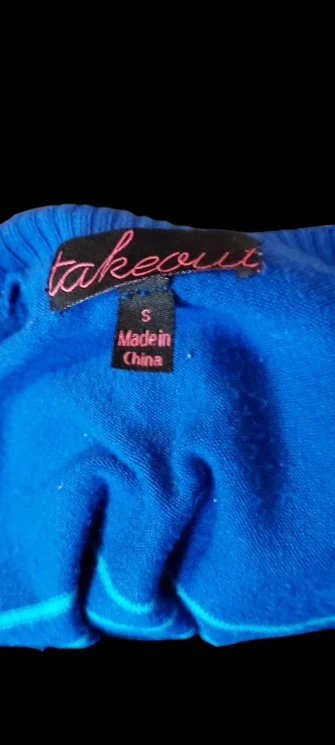 Camiseta de manga larga a rayas para llevar talla pequeña Foto 3 de 3