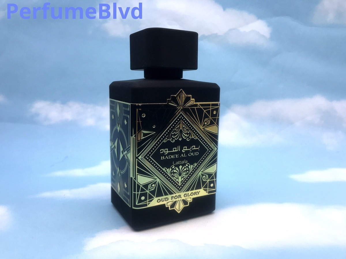 Oud for Glory 香水 (ユニセックス) OUD FOR GLORY 3.3 FL.OZ 100 ML EAU DE PARFUM SPRAY UNISEX