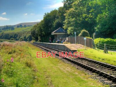 FOTO IRWELL VALE EISENBAHNHALTESTELLE DIESER BAHNHOF/HALT WURDE VON ROSSENDAL speziell gebaut