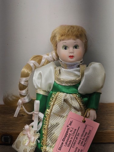 Show-Stoppers Rapunzel Porcelain Doll Little Darling Storybook Series - Picture 2 of 10