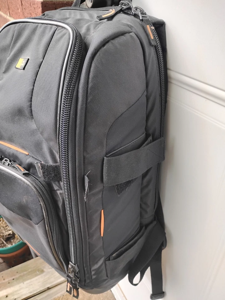 Case Logic SLRC-206 SLR Camera and Laptop Backpack - Image 4 of 4