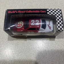 #22 Bobby Allison 1:64 Racing collectables