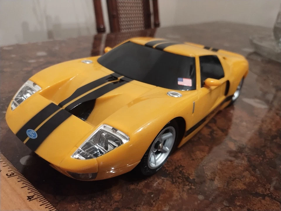 NIKKO Ford GT R/C Car 1/16 Scale Yellow - restore or parts only - Image 2 of 4