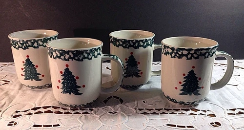 Set 4 Tienshan Folk Craft  Winter Wonderland Coffee Mugs Sponge Design