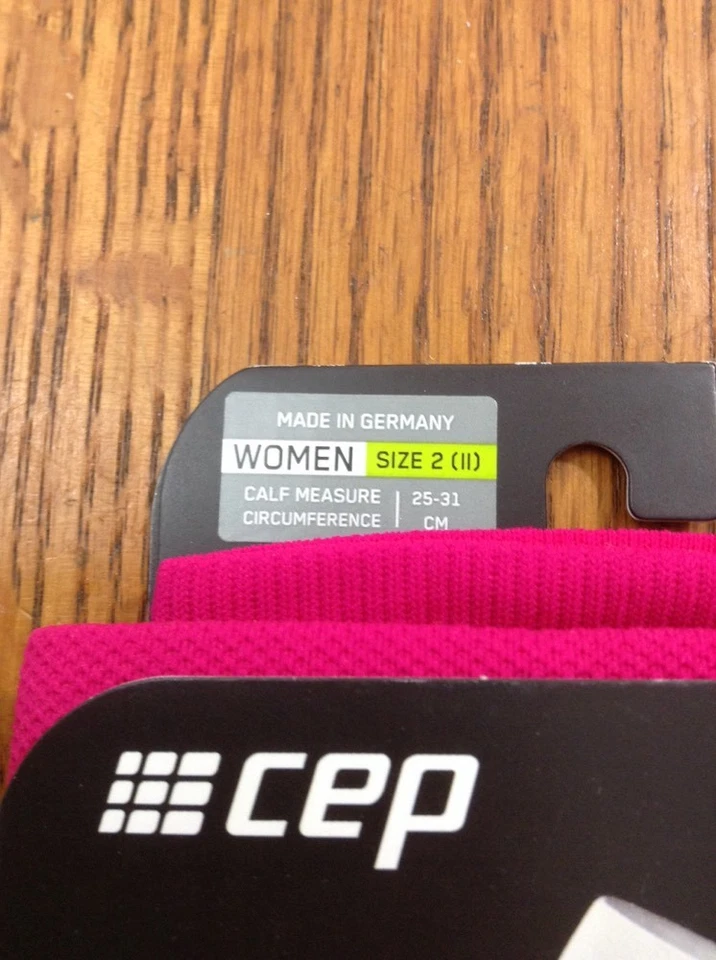 Cep Womens Compression Run Sleeves Size 2 (5693) - Image 4 of 4