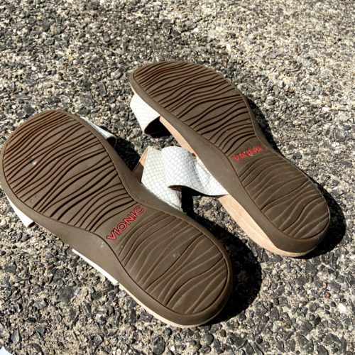 Vionic Randi Sandals Womens Sz 9.5 White Cream Leather Double Strap Flats Costal - Picture 7 of 8