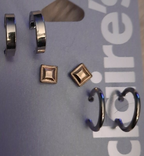 CLAIRE'S ACCESSORIES Sensitive Solutions Set of 3 Earrings 2 HOOPS 1 STUD *NEW* eBay