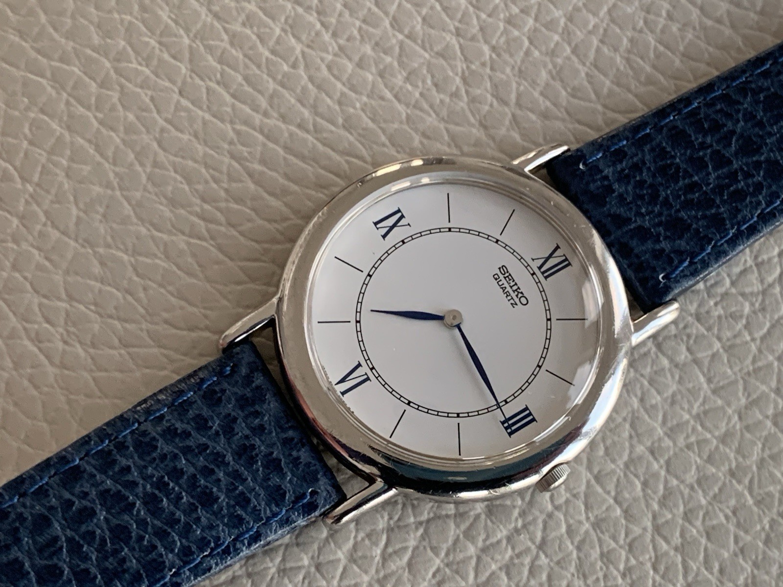 Rare Vintage Seiko 1980s Gents Watch image 10