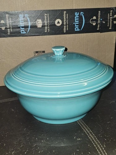 Fiesta Ware Turquoise Covered Vegetable Serving Bowl w Lid Homer Laughlin USA