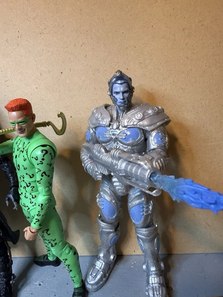 Mcfarlane DC Multiverso Burton Schumacher Batman Película Pícaros Galería Lote Foto 2 de 4