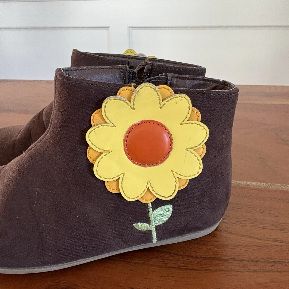 Gymboree Sunflower Smiles Harvest Fall Brown Suede Boots Booties Toddler Size 10 - Image 2 of 4