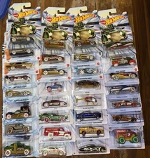 LARGE MIXED LOT NEW HOT WHEELS HOLIDAY HOT RODS SERIES! VARIOUS YEARS! 31 CARS!
