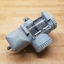 Dresser 055000-496-888 Flow Control Valve, 28VDC, 4mA to 20mA - USED