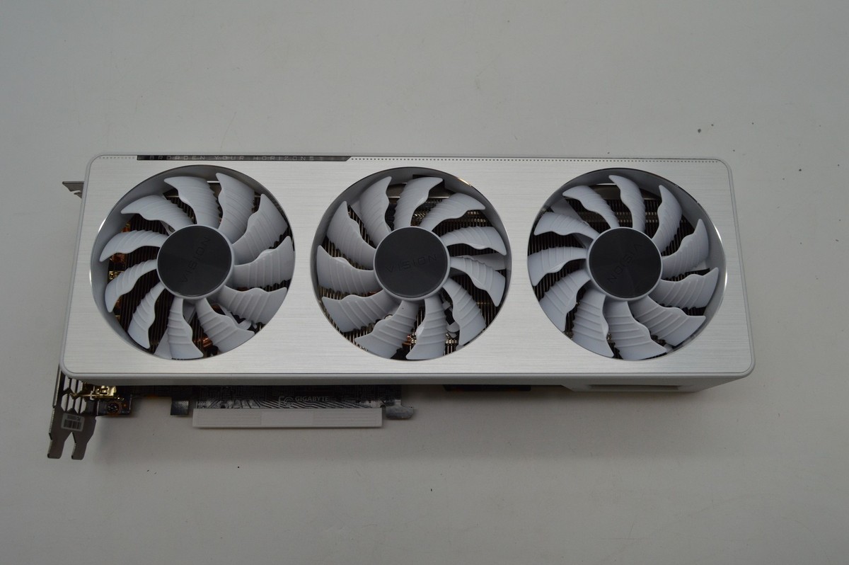 GIGABYTE GeForce RTX 3070 VISION OC 8GB GDDR6 WHITE *PARTS