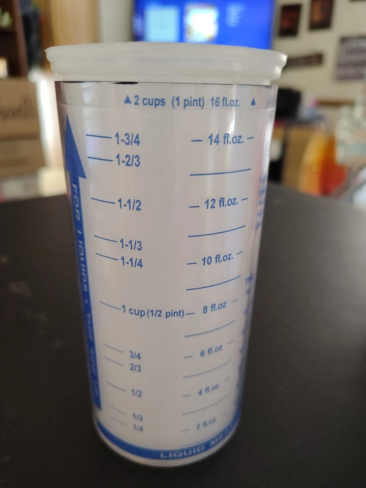 Pampered Chef Measure All Large 2 Cup Wet Dry Liquid Solid Measuring Cup #2225 - Image 2 of 4
