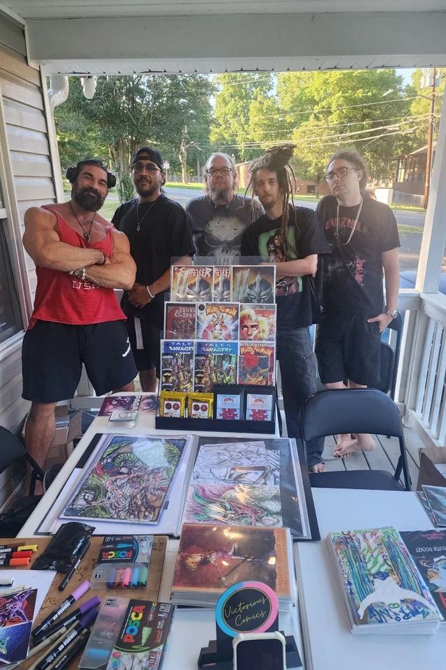 CREATOR'S OF THE ROUND TABLE '' ARTIST SHOW CASE ''