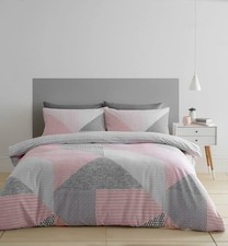 Catherine Lansfield Bedding Larsson Geo Single Duvet Cover Set Single, Pink 