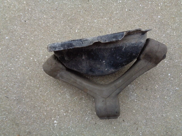 Audi A6 2000 suspensión silenciador escape trasero con soporte lado conductor izquierdo OEM Foto 2 de 4