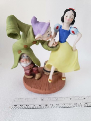 Figurina vintage Biancaneve sette nani ricordi magici Disney - Foto 5 di 11