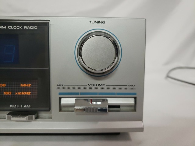 Vintage Soundesign Am/fm Dual Alarm Clock Radio 3789 a Touch Snooze for sale online | eBay