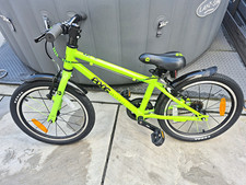 Frog Bikes Frog 47 20in Unisex Kids Bike Green/Black Mudguards & Reflectors
