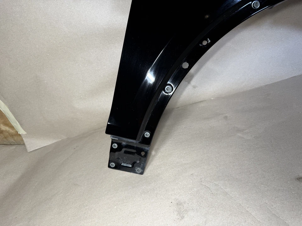 Guardabarros derecho AUDI Q5 2018-2023 GUARDABARROS DELANTERO DERECHO CULO Foto 3 de 4