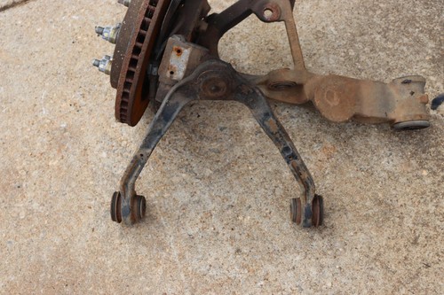 2000-2006 CHEVY TAHOE RWD FRONT LEFT SPINDLE KNUCKLE HUB W/ CONTROL ARMS OEM - Picture 5 of 10