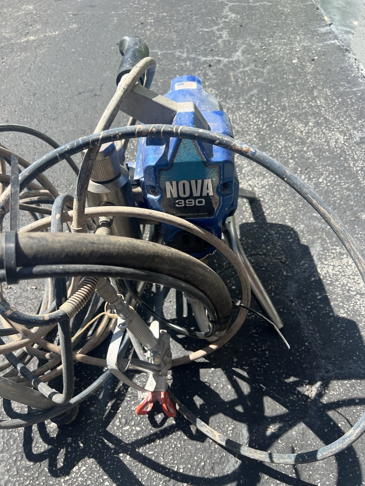 Blue Airless Sprayer With Hose Included