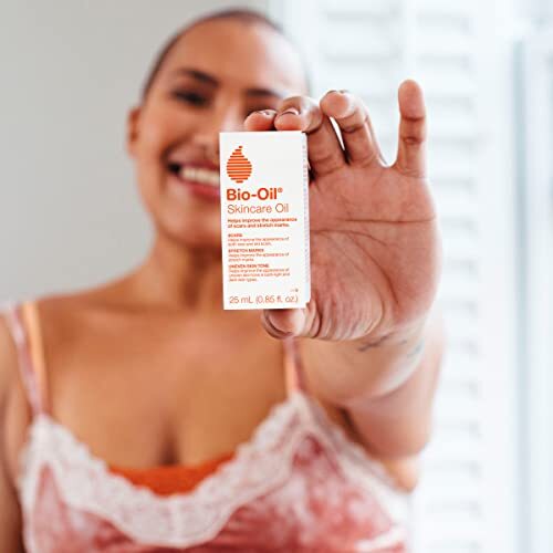 Bio-Oil Skincare Body Oil with Vitamin E, Serum for Scars and Stretchmarks - Picture 4 of 12