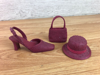 Willow Hall Miniatur Tasche Hut & Schuh Figuren in rot 