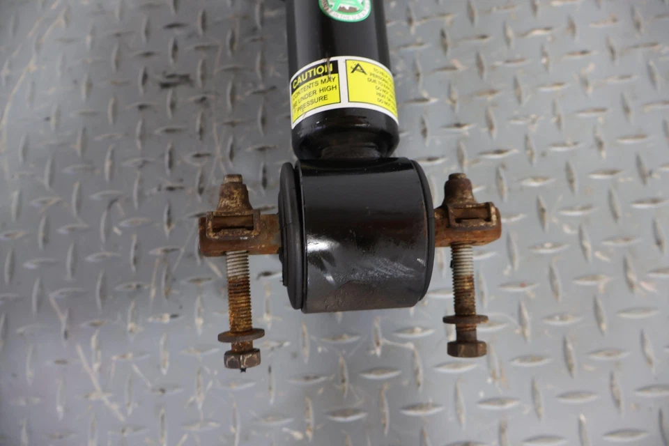 08-14 Escalade Tahoe Kit de conversión de resorte helicoidal delantero y trasero Arnott Value con módulo Foto 3 de 4