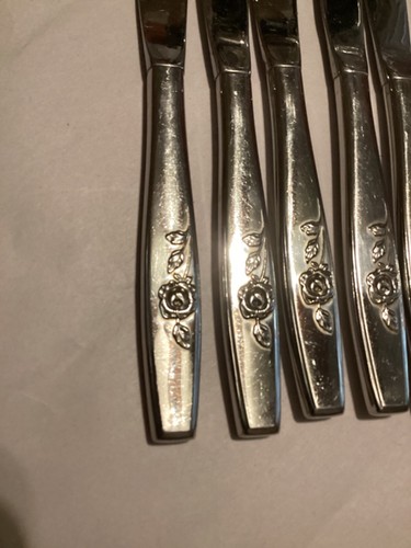 Set of 9-Nine ONEIDA OUR ROSE SSS Stainless Steel Dinner Knives-8 3/4” - Picture 2 of 15