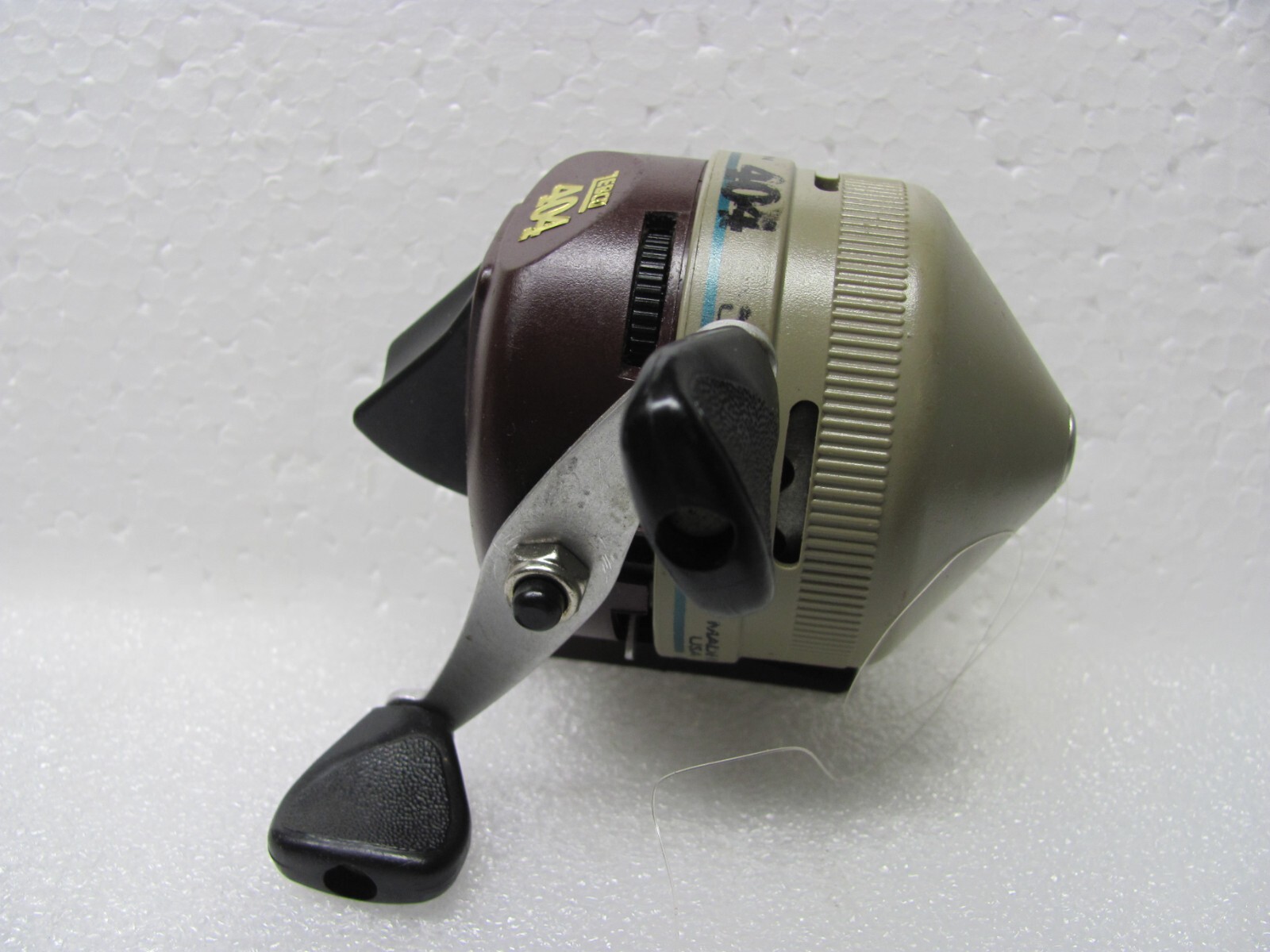 Nice PreOwned Zebco 404 Closed Face Spinning Reel; Fully Functional