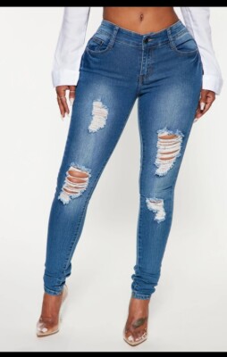 FASHIONNOVA too much booty JEANS size 1