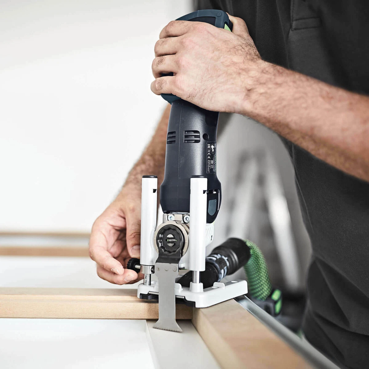 Osc tool outlet