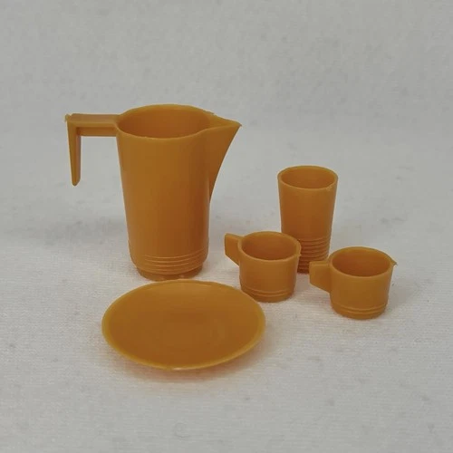 Vintage BARBIE Doll ~ FRIENDSHIP Airplane  ACCESSORIES ~ Pitcher Cups Plate