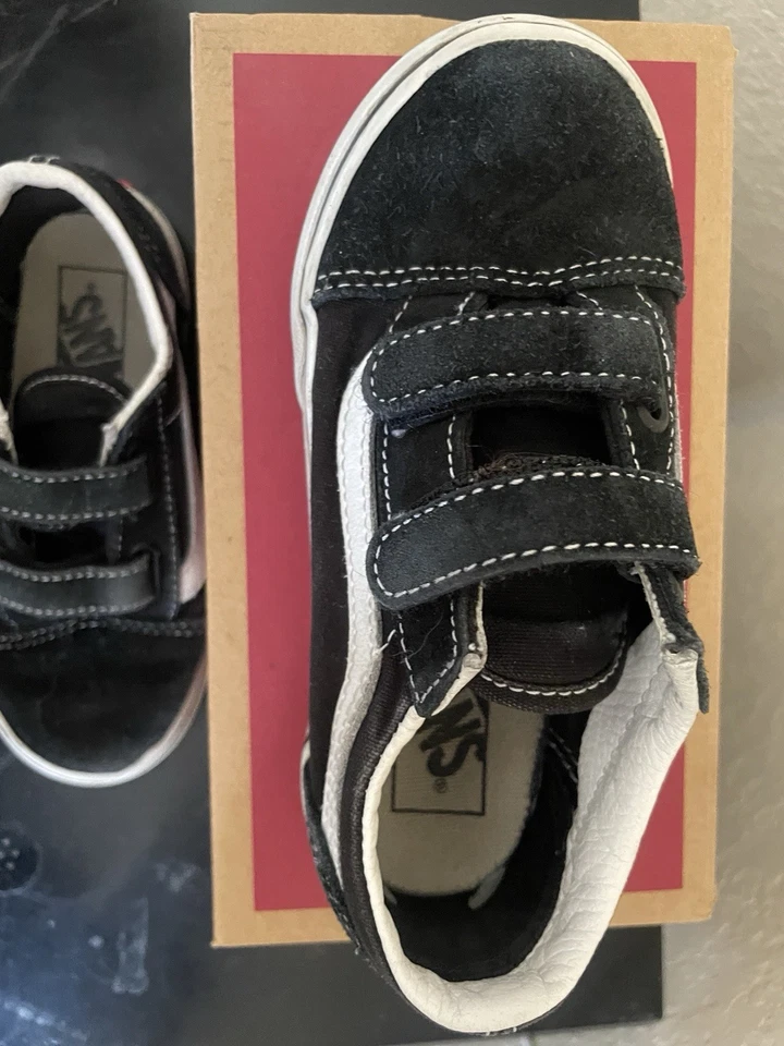 Kids Black Vans - Image 2 of 3